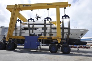 04-SanlorenzoSD112-35_Aventus